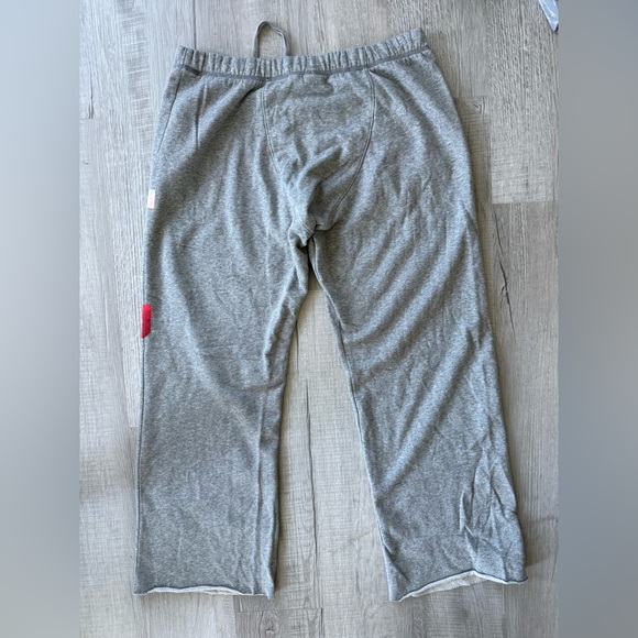 Victoria’s Secret PINK large sweatpants - Picture 4 of 4